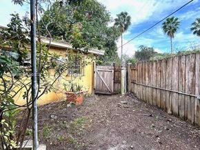 1060 Oriental Blvd, Opa-Locka FL 33054