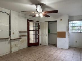 1060 Oriental Blvd, Opa-Locka FL 33054