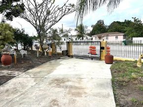 1060 Oriental Blvd, Opa-Locka FL 33054