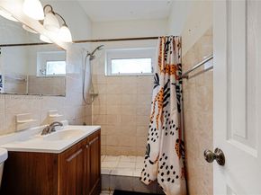 125 NW 121st St, North Miami FL 33168