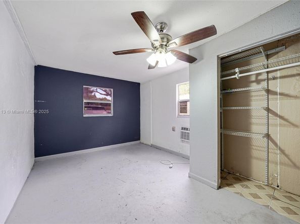125 NW 121st St, North Miami FL 33168