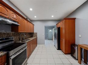 125 NW 121st St, North Miami FL 33168