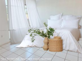 8001 Byron Ave 3C, Miami Beach FL 33141