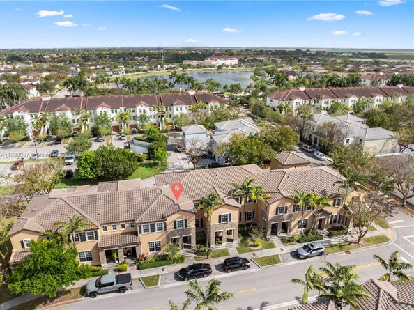 16958 SW 92nd St 16958, Miami FL 33196