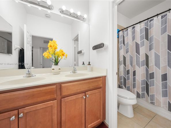 16958 SW 92nd St 16958, Miami FL 33196