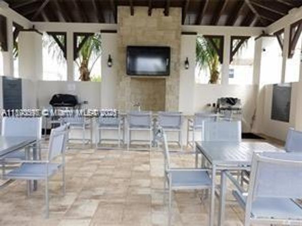 16958 SW 92nd St 16958, Miami FL 33196