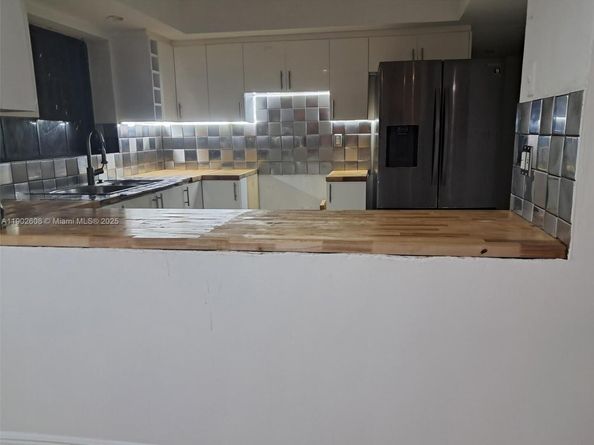 1550 SW 86th Ct, Miami FL 33144