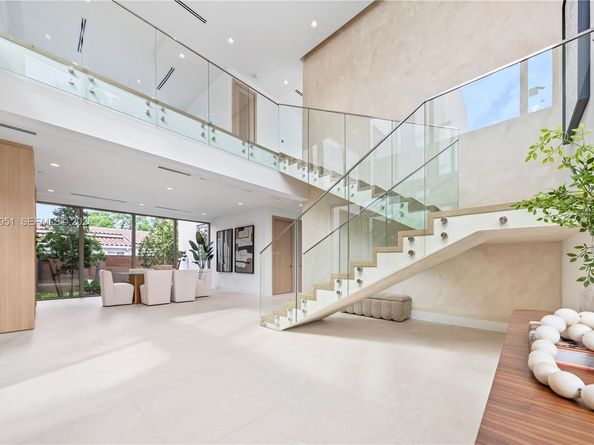 4125 NW 5th Ave, Miami FL 33127