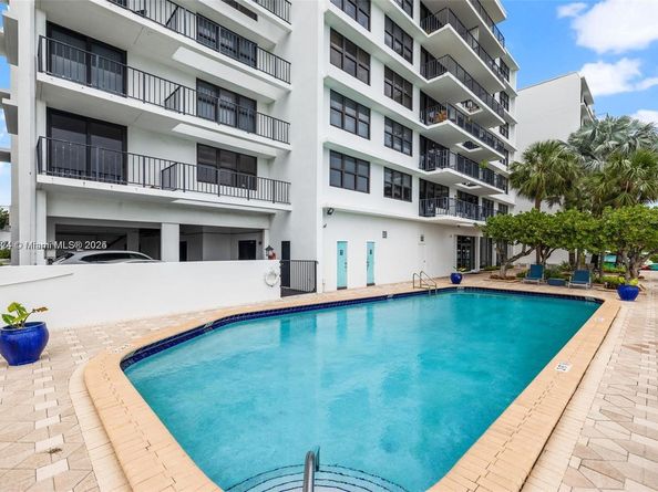 10101 E Bay Harbor Dr 509, Bay Harbor Islands FL 33154