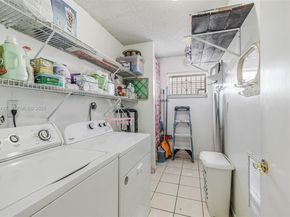 130 NW 87th Ave H216, Miami FL 33172