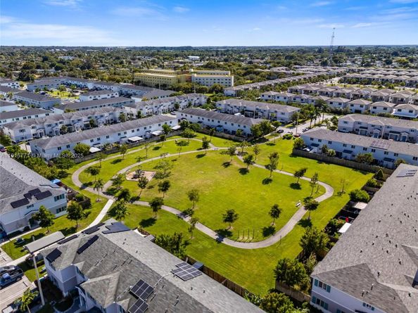 1246 NW 4th Ln, Florida City FL 33034