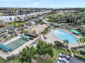 7406 N Devon Dr 108, Tamarac FL 33321