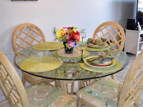 9141 Sunrise Lakes Blvd 201, Sunrise FL 33322