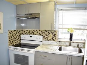 9141 Sunrise Lakes Blvd 201, Sunrise FL 33322