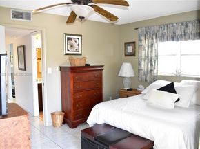 9141 Sunrise Lakes Blvd 201, Sunrise FL 33322