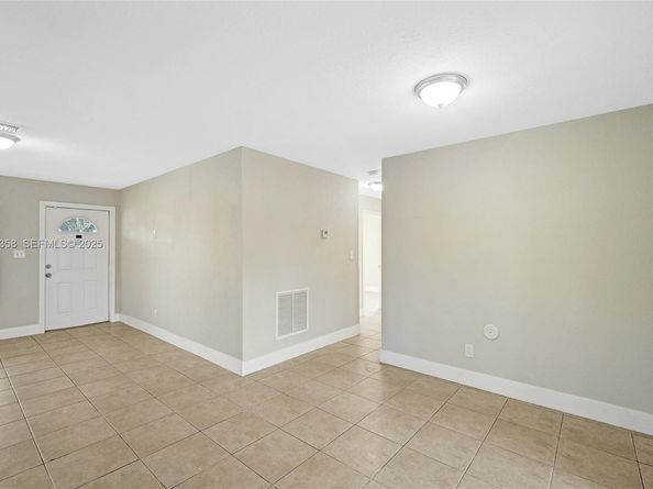 1777 NW 34th Ave, Lauderhill FL 33311