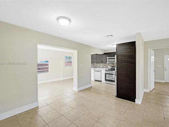 1777 NW 34th Ave, Lauderhill FL 33311