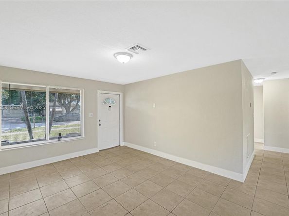 1777 NW 34th Ave, Lauderhill FL 33311