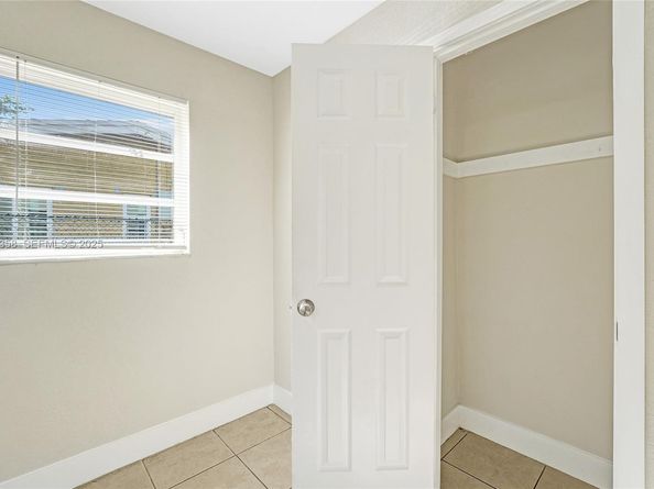 1777 NW 34th Ave, Lauderhill FL 33311