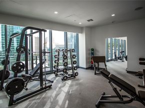 1300 S Miami Ave 2210, Miami FL 33130