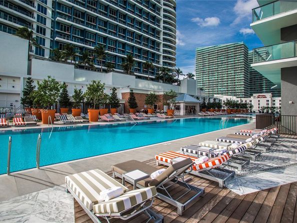 1300 S Miami Ave 2210, Miami FL 33130
