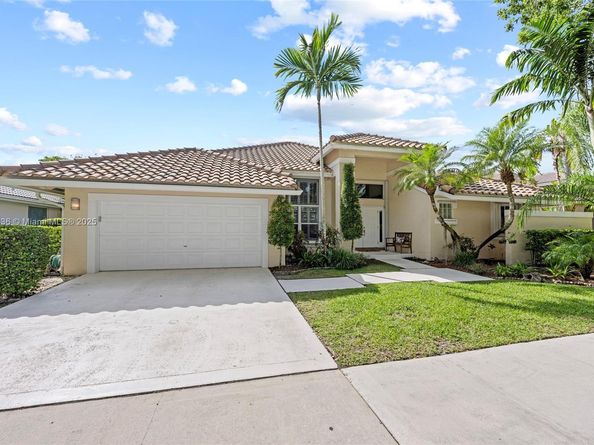 985 Spoonbill Cir, Weston FL 33326