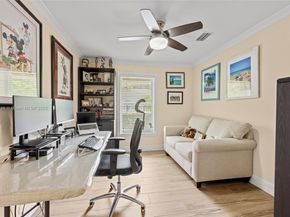 985 Spoonbill Cir, Weston FL 33326