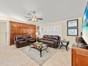 985 Spoonbill Cir, Weston FL 33326