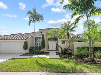 985 Spoonbill Cir