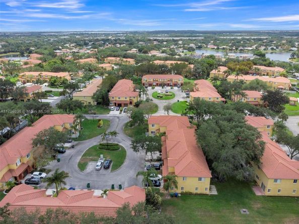 1845 SW 102nd Way 1845, Miramar FL 33025