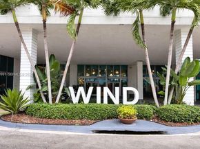 350 S Miami Ave 2215, Miami FL 33130