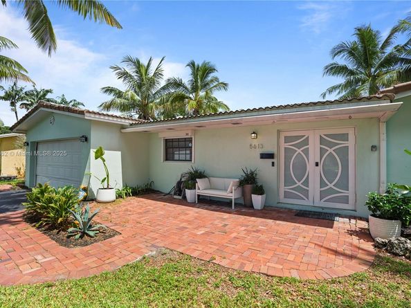 5613 Madison St, Hollywood FL 33023