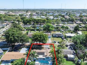 5613 Madison St, Hollywood FL 33023