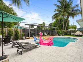 5613 Madison St, Hollywood FL 33023