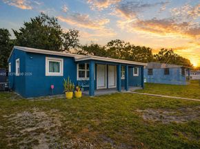 2113 NW 93rd St, Miami FL 33147