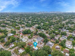 2113 NW 93rd St, Miami FL 33147