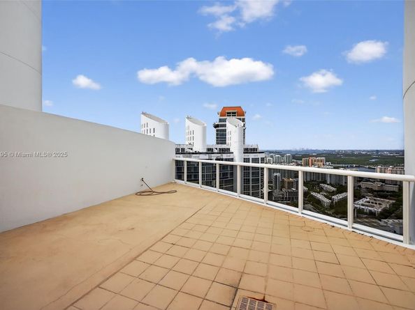 18201 Collins Ave TS2 & TS3, Sunny Isles Beach FL 33160