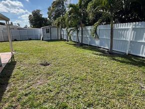 800 N 65th Ave, Hollywood FL 33024