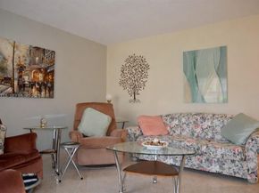 17090 NE 14th Ave 107, Miami FL 33162