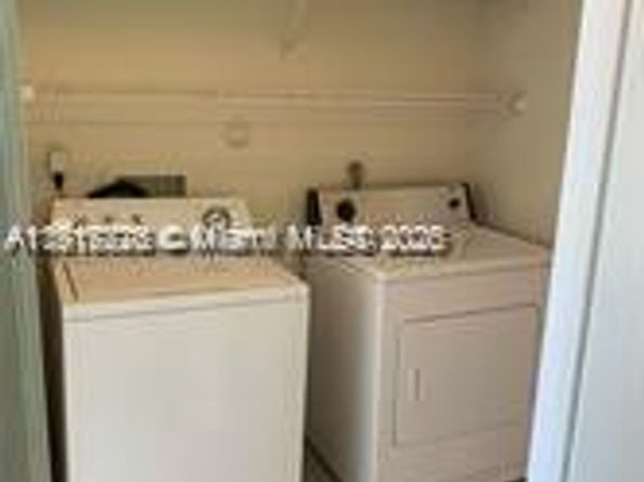 1338 White Pine Dr, Wellington FL 33414