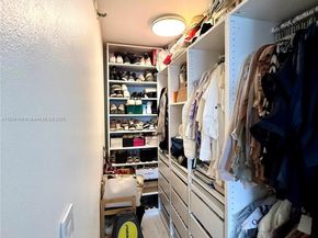 770 Claughton Island Dr 1503, Miami FL 33131