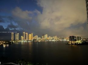 3530 Mystic Pointe Dr 1711, Aventura FL 33180
