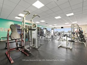 109 Lake Emerald Dr 105, Oakland Park FL 33309