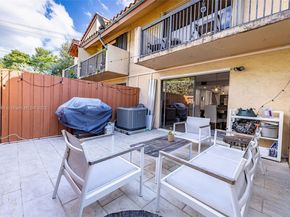 10037 SW 77th Ct, Miami FL 33156