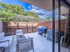 10037 SW 77th Ct, Miami FL 33156