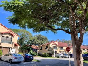 10037 SW 77th Ct, Miami FL 33156