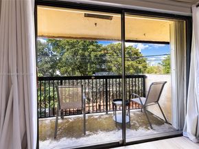 10037 SW 77th Ct, Miami FL 33156