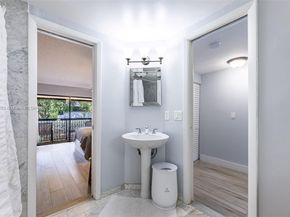 10037 SW 77th Ct, Miami FL 33156