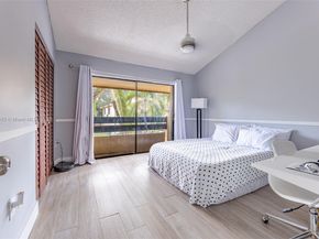 10037 SW 77th Ct, Miami FL 33156