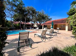 10037 SW 77th Ct, Miami FL 33156